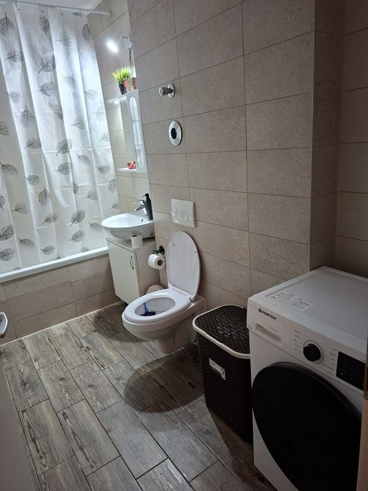 Închiriez apartament Avatgarden 3