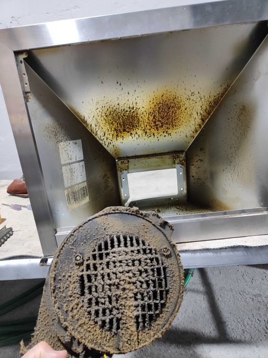 Ремонт кухонный вытяжки любой сложности