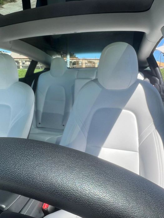 Tesla Model 3 Long Range - bateria mare, 492 cp, interior alb