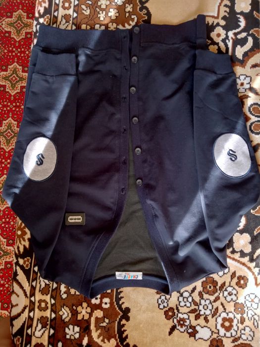 Кофта для мальчика синего цвета