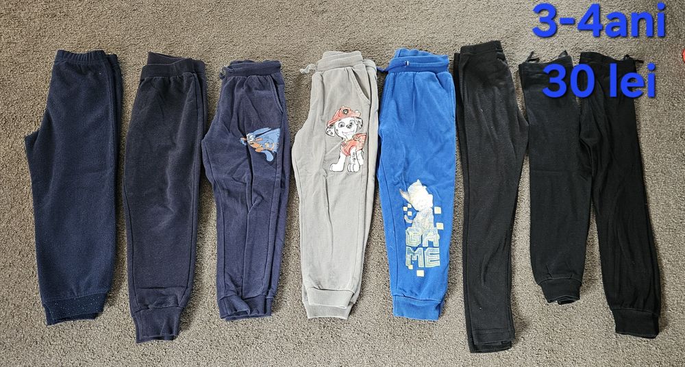 Vand pantaloni baiat