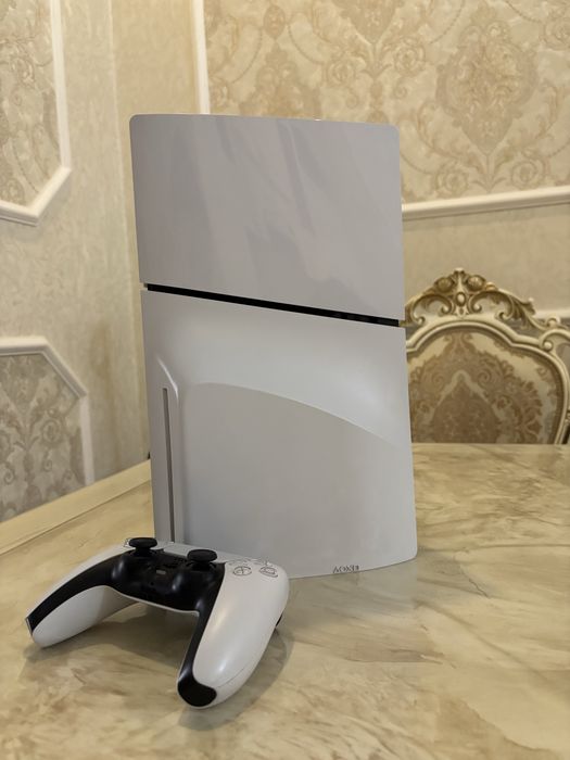Sony PlayStation 5 Slim  + геймпад