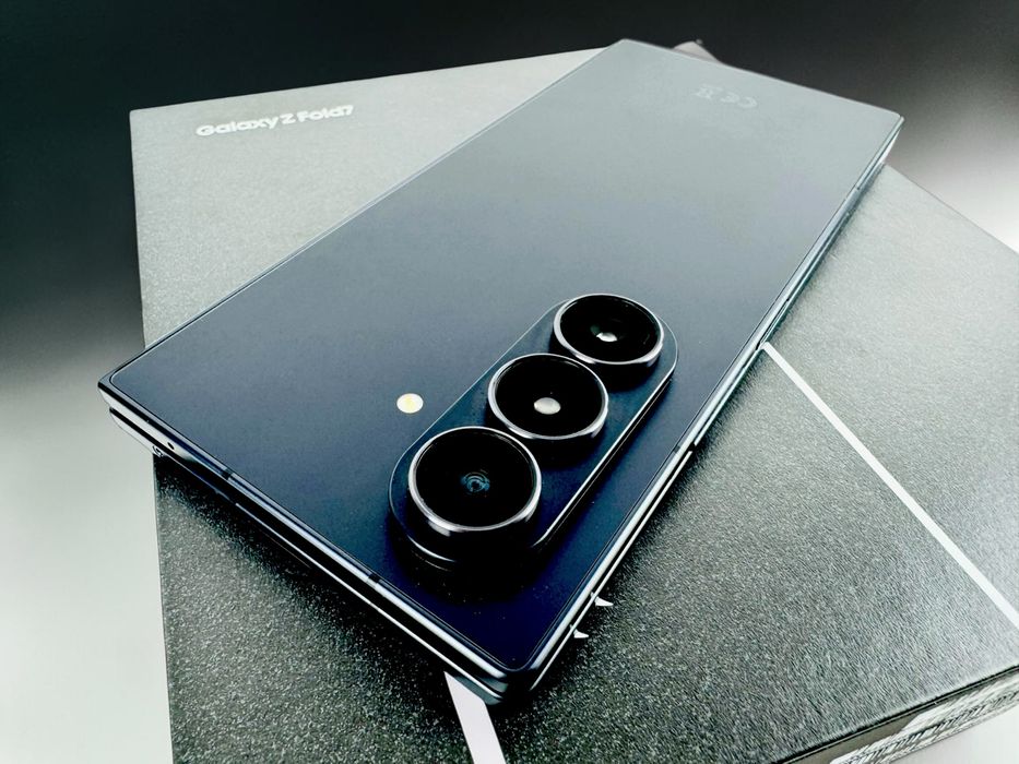 Samsung Galaxy Z Fold 7 5G 256GB Black Перфектен! 100% Battery! Гаранция!