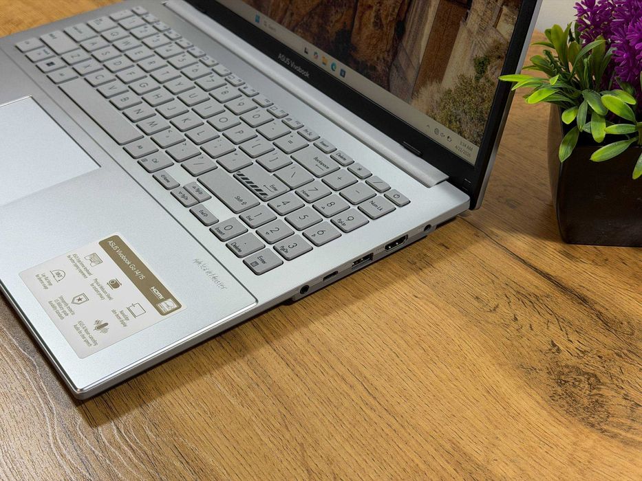 [ARZON] Noutbuk Asus VivoBook Go Intel Core i3 / DDR4 8Gb / SSD 128Gb