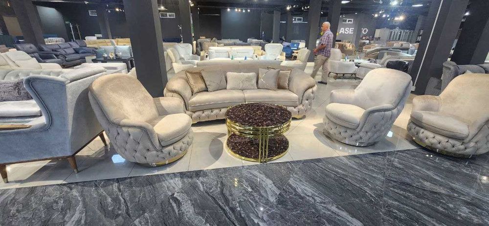 Набор мягкой мебели. Диван и кресло