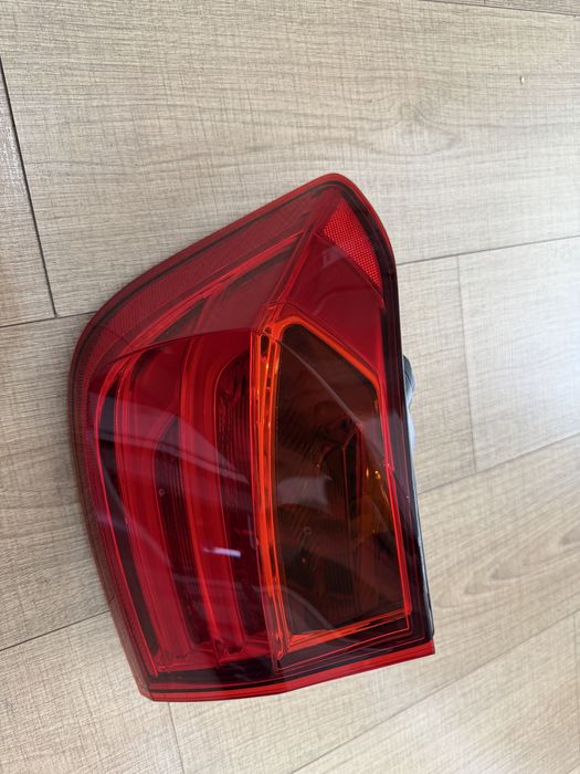 Stop  stanga depo bmw f30 nfl