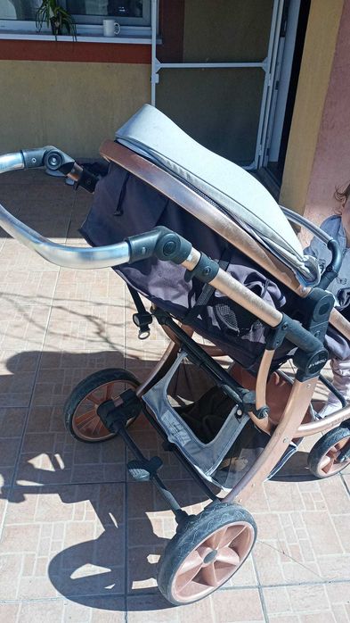 carucior pentru bebelusi