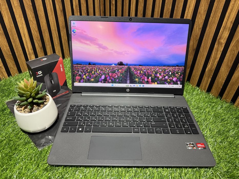 Ноутбук Hp Laptop 15 AMD Ryzen3-5300U/8GB/SSD256GB/Radeon Graphics