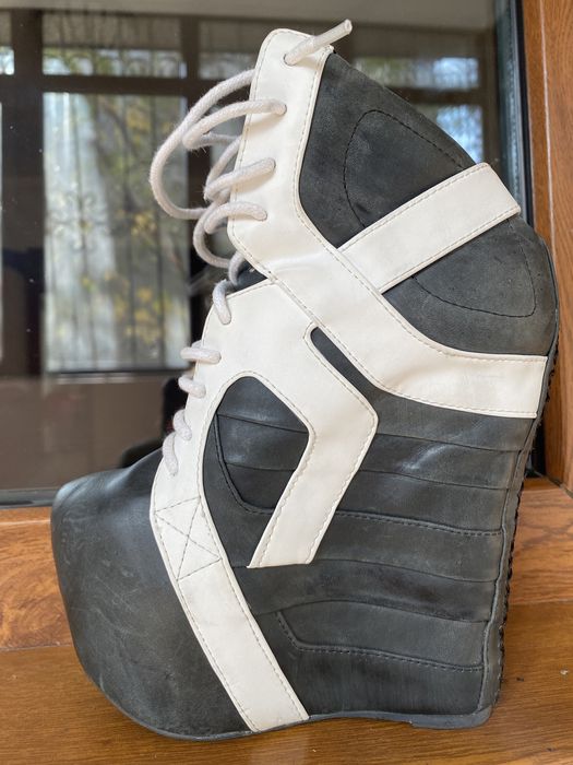 Ботинки женские