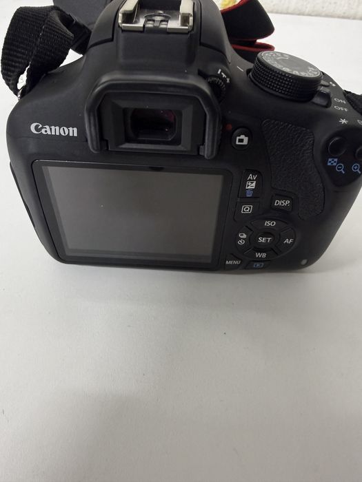 Canon EOS 1200D + obiectiv + accesorii
