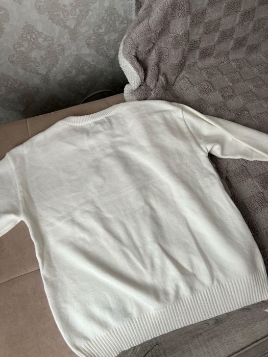 Продам новую кофту , размер не подошел