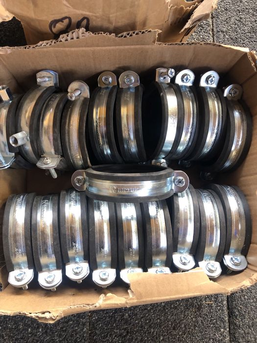 Coliere metalice pt fixare tevi + Garnituri Dn -200,Dn125,Dn100