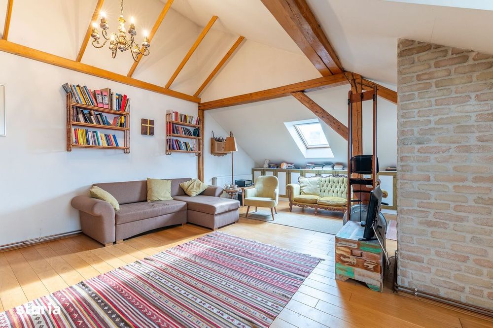 Vilă 4 familii | Apartament generos | Curte 98 mp | Andrei Muresanu