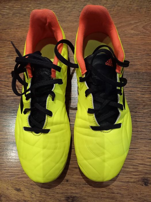 Дрехи Jako бутонки Адидас 38 номер