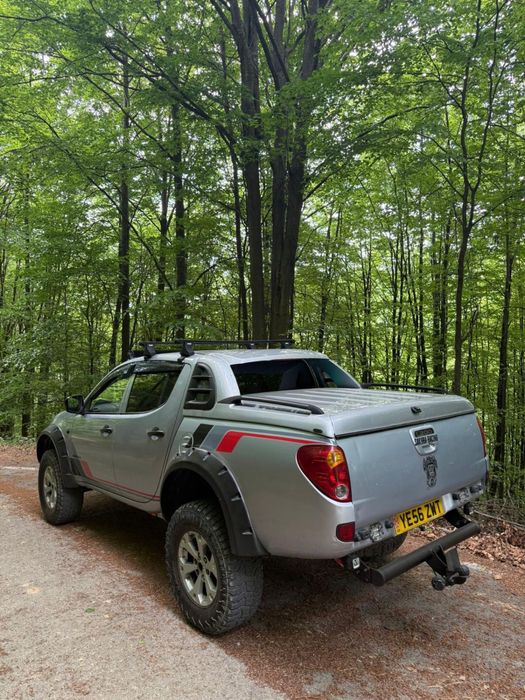 Mitsubishi L200