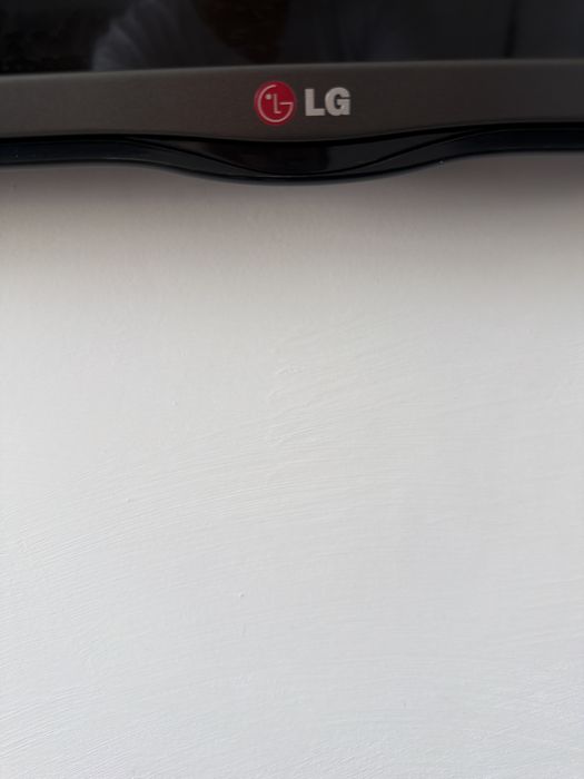 Продам телевизор в отличном состоянии LG