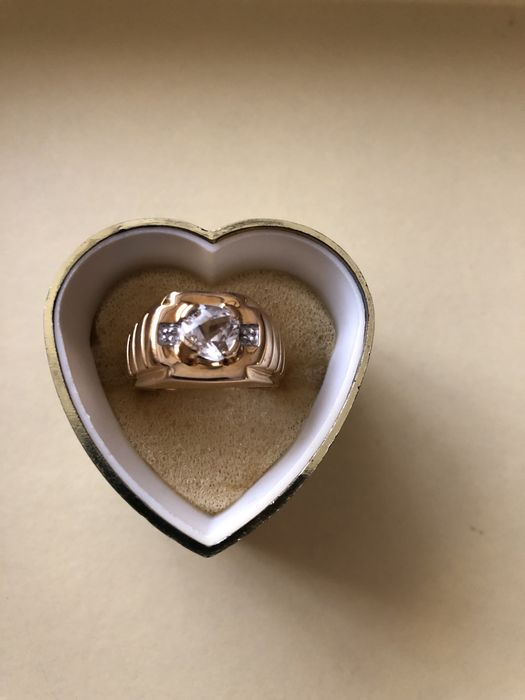 Новогодняя скидка! Мужской перстень золото+драг камень