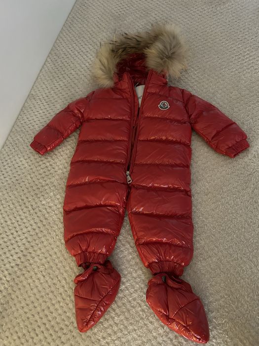 Moncler космонавт