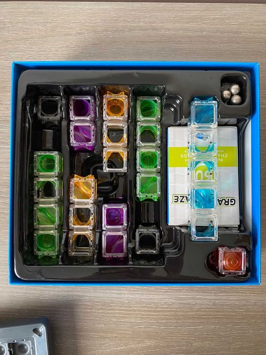 Vand Joc Gravity Maze