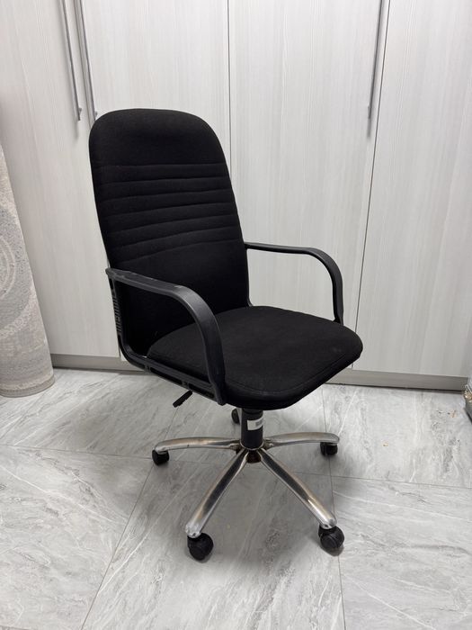 Офисные кресла бу