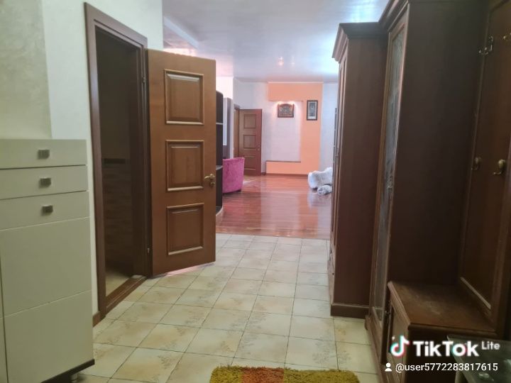 Сдается шикарная 4х комн квартира в Столичном центре