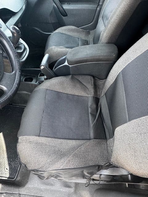 Renault Kangoo - unic proprietar , istoric service