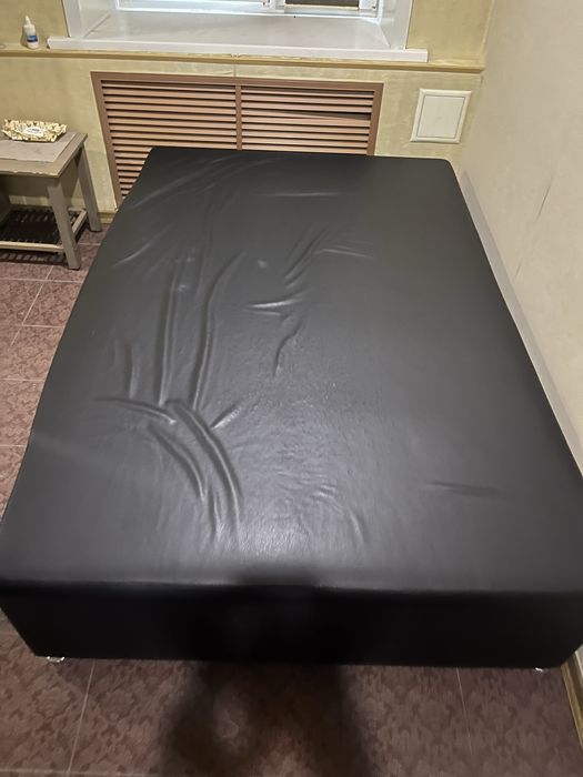 Продам кровати 3 штуки