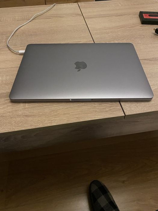Mac book pro като нов