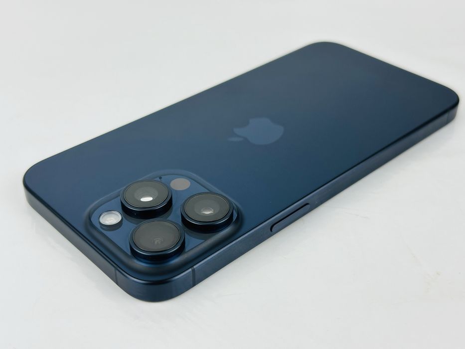 Apple iPhone 15 Pro Max 256GB Blue Titanium Перфектен! Гаранция!