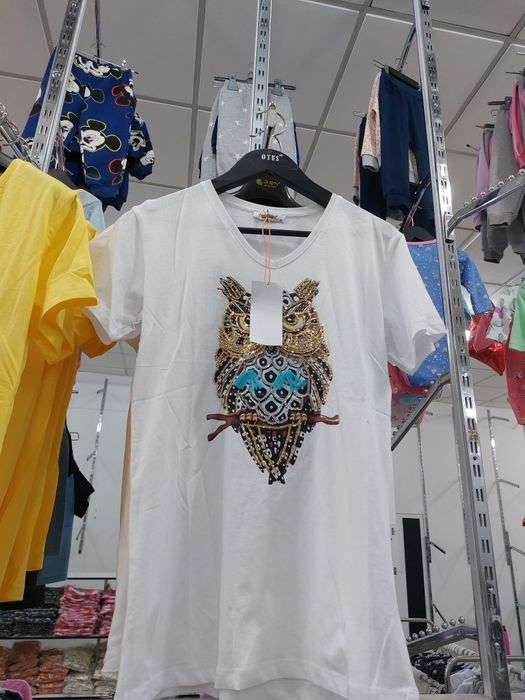 Продажа женские  футболки турецкие привозные . Стильные