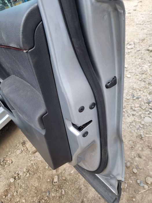 Usa Dreapta Fata Volkswagen Tiguan 5N 2007 - 2011 SUV 4 Usi SILVER (1481)