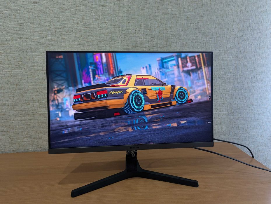 Монитор Samsung 24 IPS
