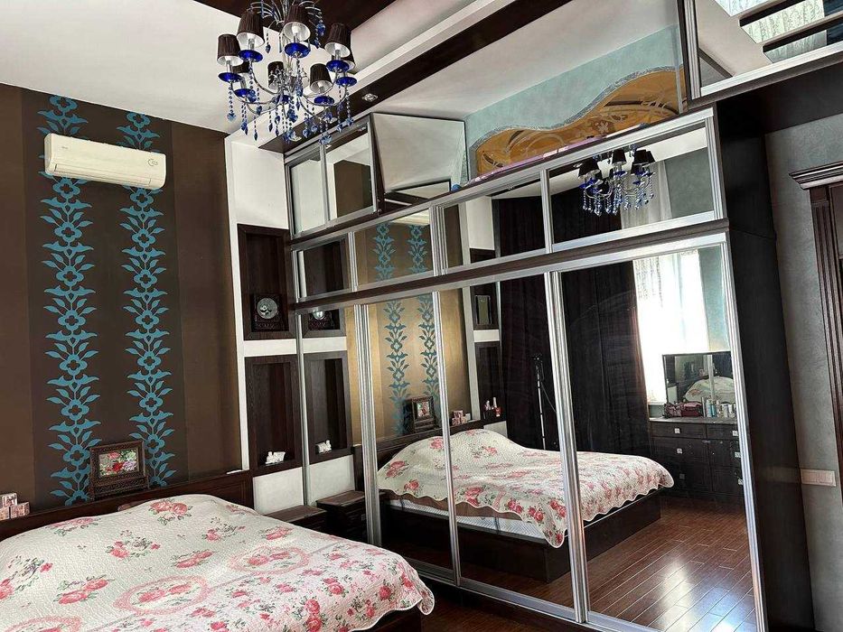 ЖК  ЭЛИТ КОМФОРТ 3/3/7 140 м.кв Садика Азимова ( Японское посольство)