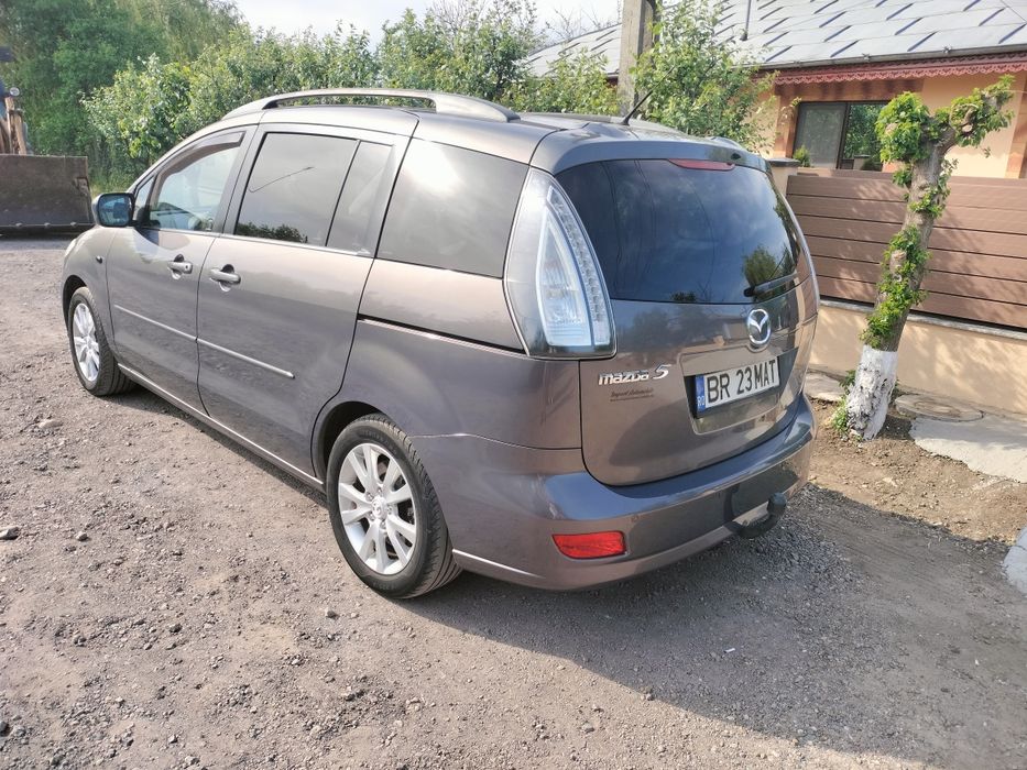 Mazda 5  An 2010  model Facelift
