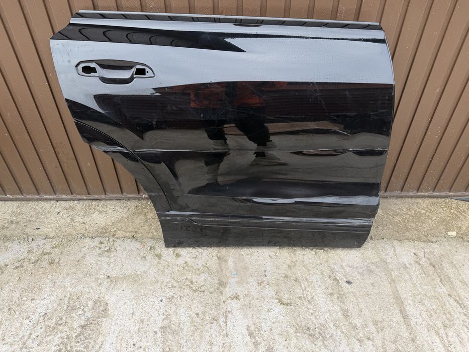usa dreapta spate audi q8