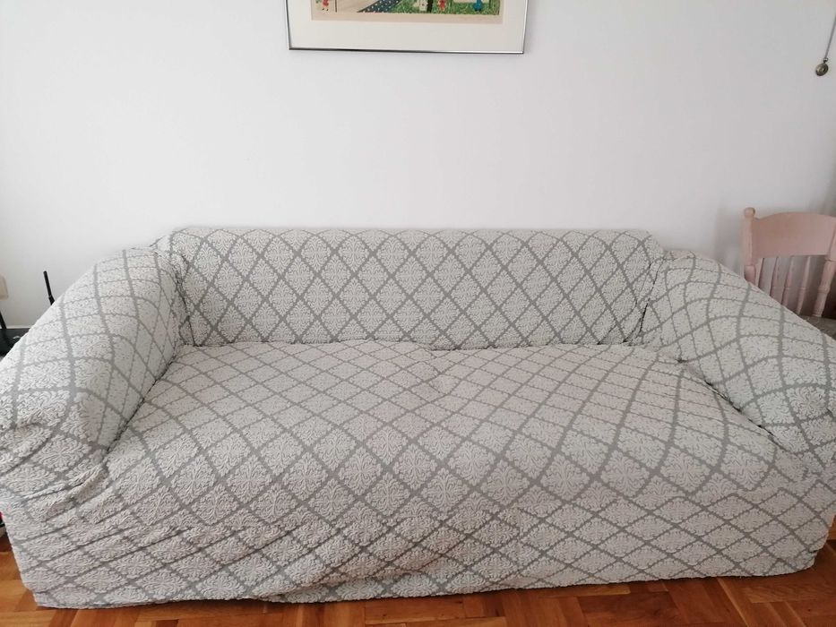 Подарявам диван
