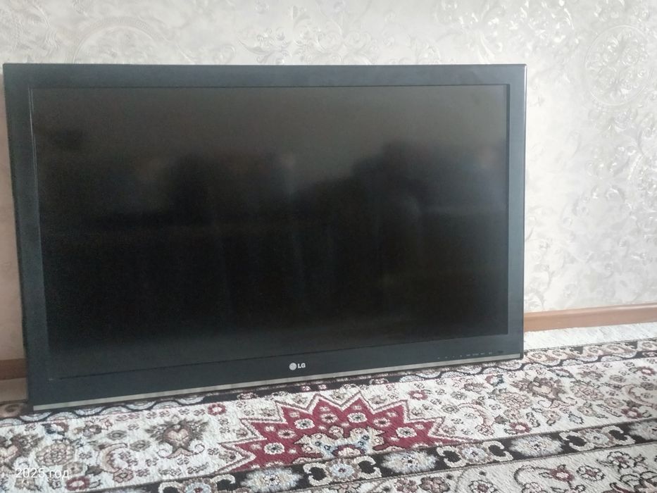 Продам б/у Телевизор LG