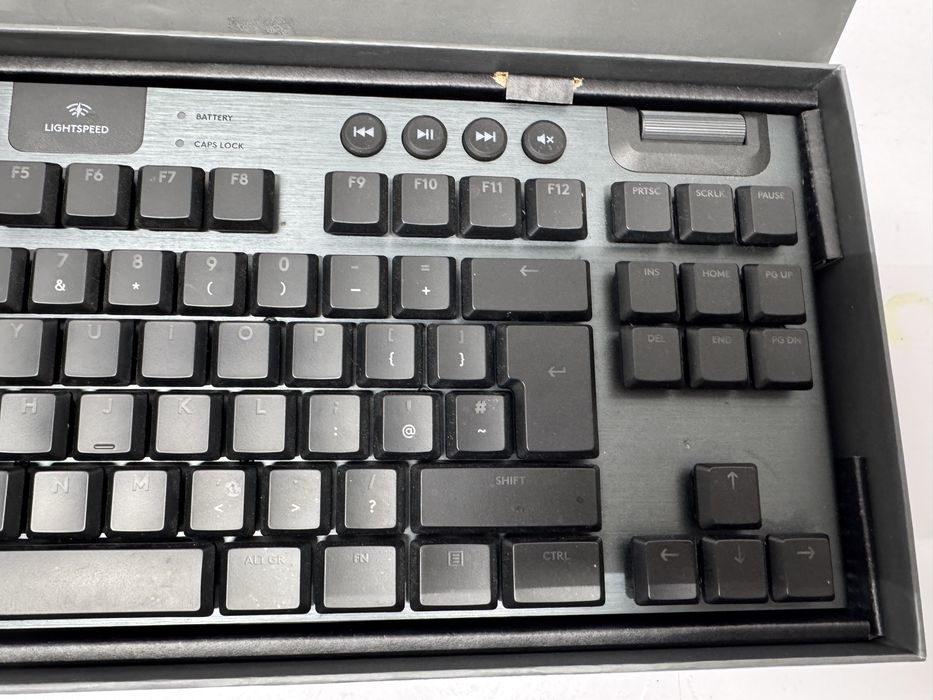 Клавиатура - Logitech G915 TKL