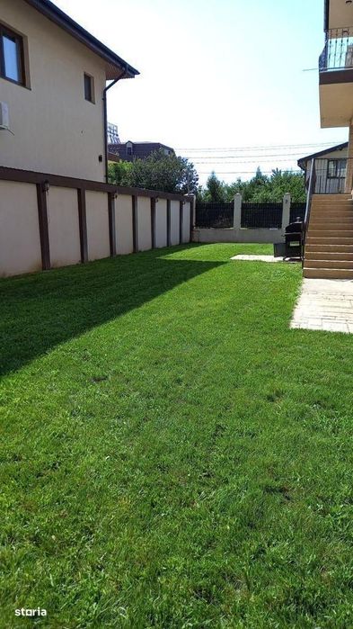 Vila lux de 5 camere cu parcare subterana în zona Bragadiru - Ghencea