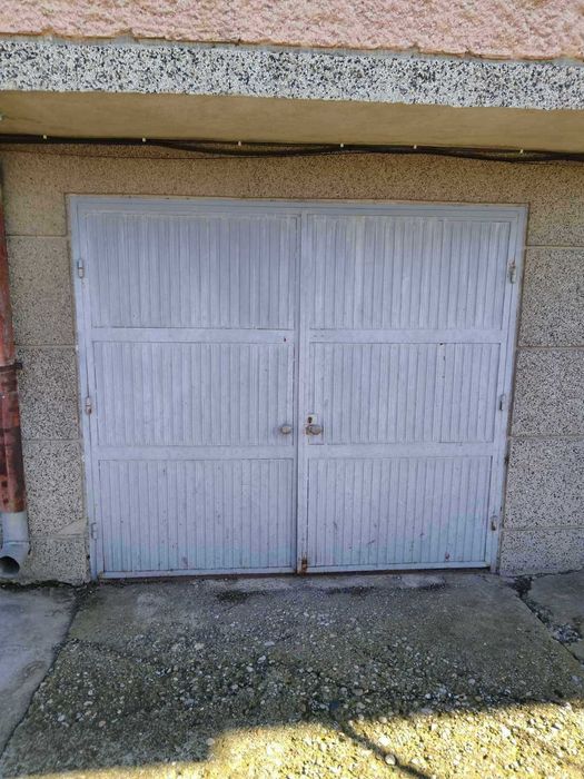 Продава се Тристаен апартамент в Левски - 100 кв.м за 418 €/кв.м - Снимка #12