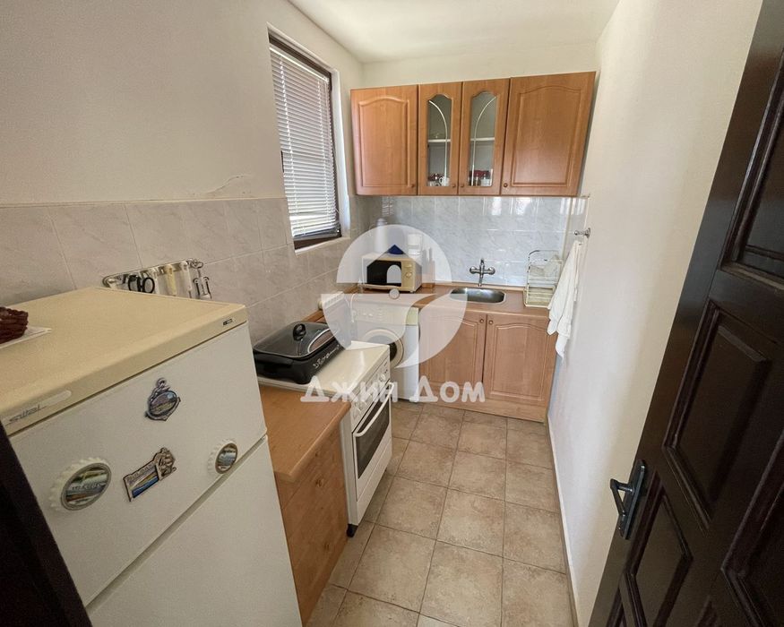 Тристаен апартамент с ГЛЕДКА МОРЕ в к-с Сън Палас, гр. Свети Влас