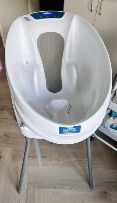 Бебешка вана Aquascale 3 in 1 + стойка