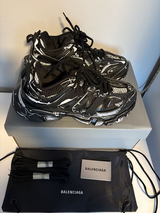 Balenciaga Track Graffiti Black White-Marimea 43 Pe Stoc