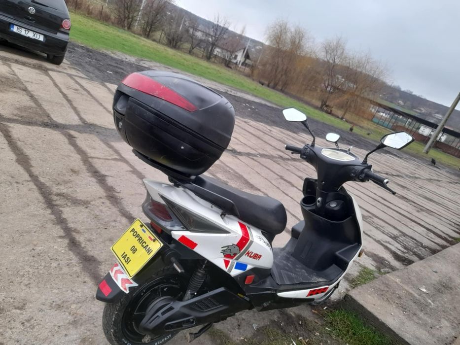 Scuter electric fara permis