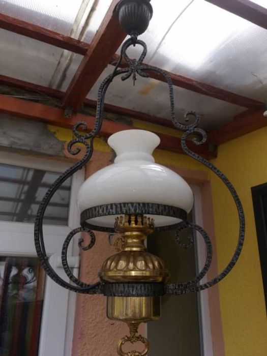 Candelabru din fier forjat