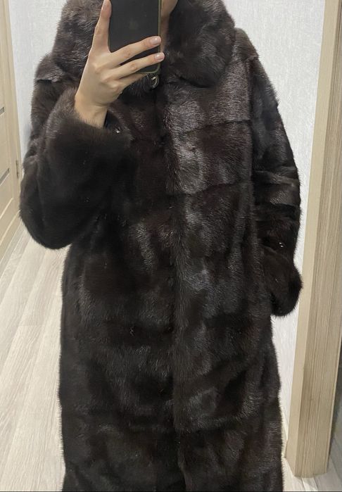 Продам норковую шубу