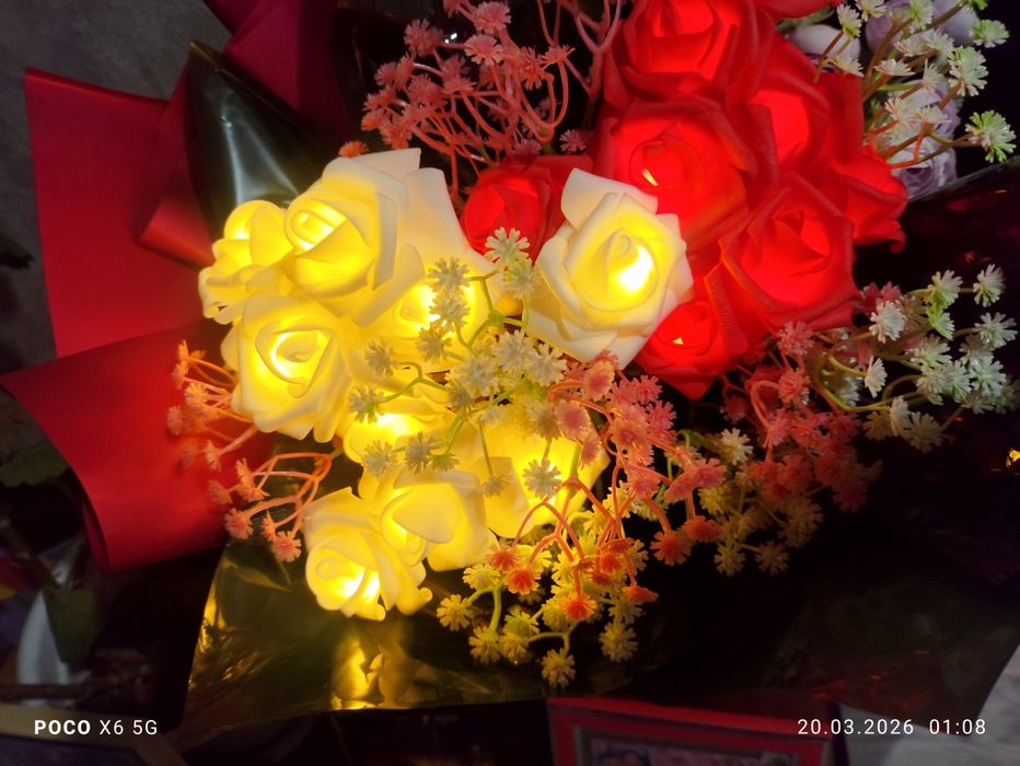 Букет светящийся из Роз. Горят