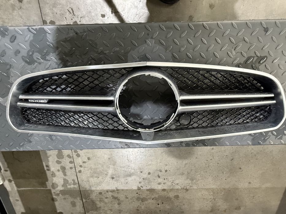 Grila fata Mercedes S Class
