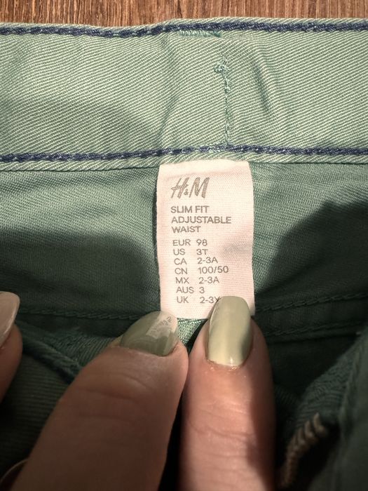 Pantaloni H&M marimea 98