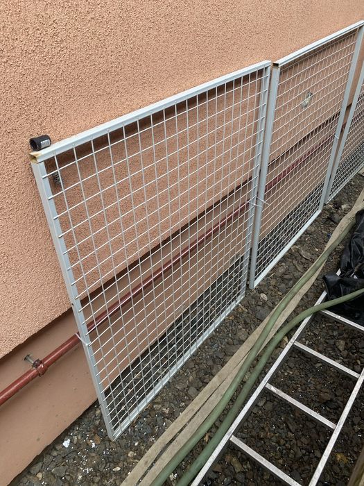 Gard ornamental metalic alb